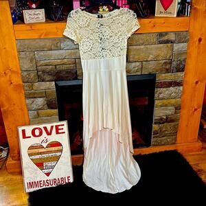 White Lace High-Low‎ Dress